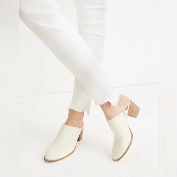 Madewell NWT 10" High-Rise Skinny Crop Jeans: Button-Front Edition - Picture 16 of 16